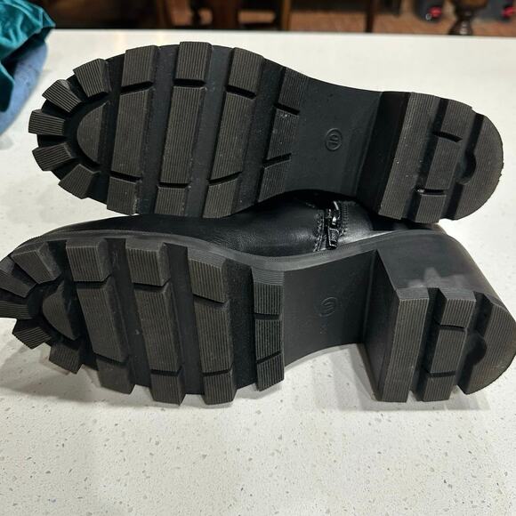 A New Day Natasha Lug Sole Sock Ankle Boot Side Zip Mid Calf Block heel Black 10 - Picture 6 of 11